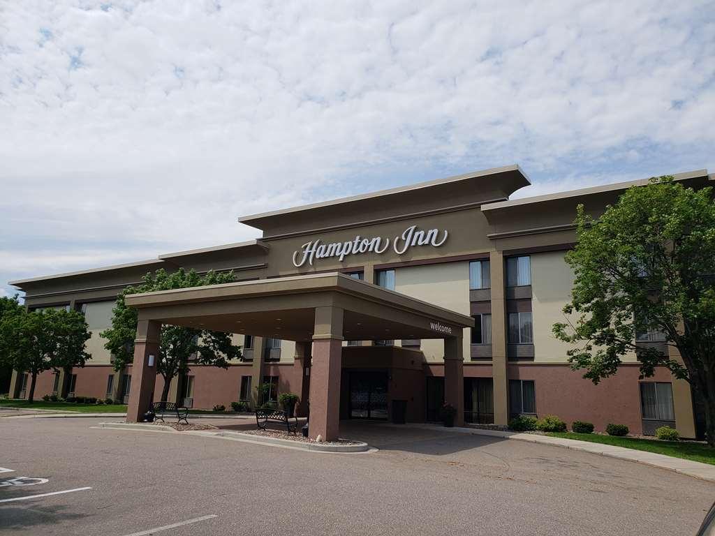 Hampton Inn Eau Claire Esterno foto
